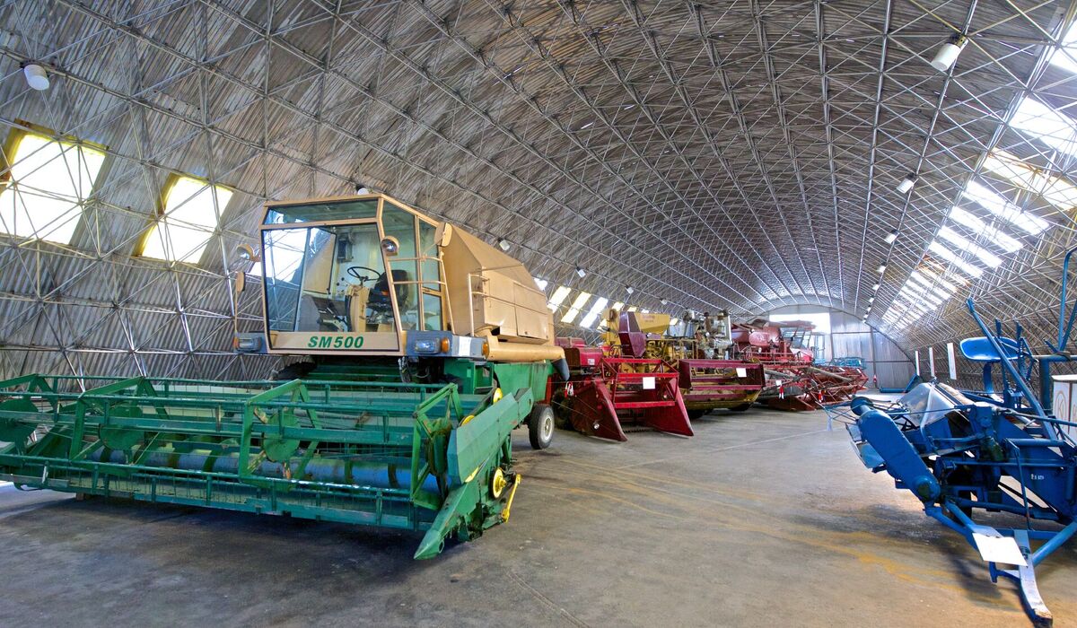 Combine harvesters