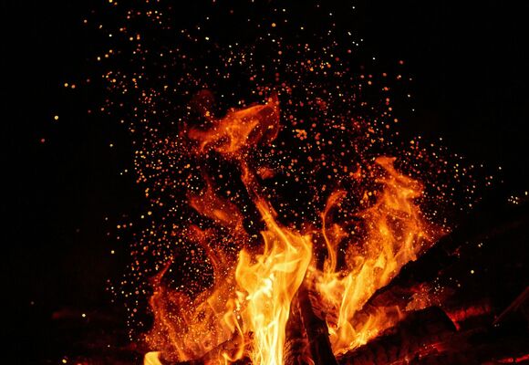 Pálení čarodějnic