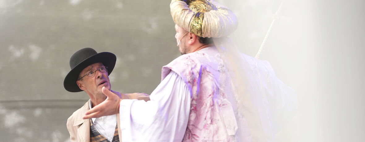 Kultura pod hvězdami / Lotrando a Zubejda