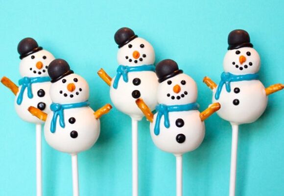 Sněhuláci jako cake pops