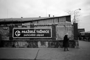 Pražská tržnice, M. Brachtlová, 1990.