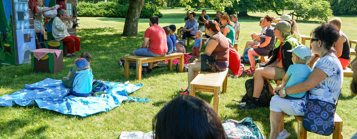 Makačíno. Festival zámeckého divadla