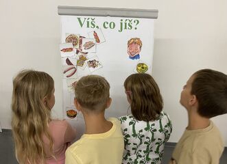 Za tajemstvím potravin aneb Víš, co jíš?
