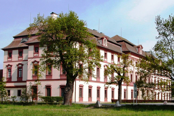 Týden oslav výročí 180 let založení muzea na zámku Ohrada 