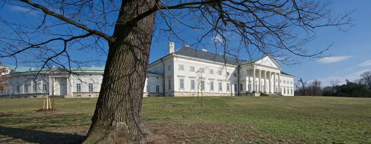 Zámek Kačina UZAVŽEN