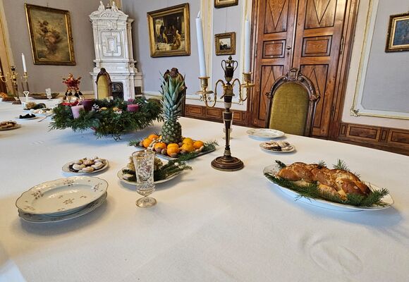 Adventní víkendy, vánoční a večerní prohlídky na Kačině