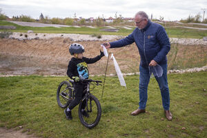 Slavnostní otevření pumptrackové dráhy proběhlo v listopadu 2022.