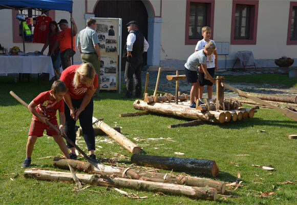 Vorařský den, Ohrada