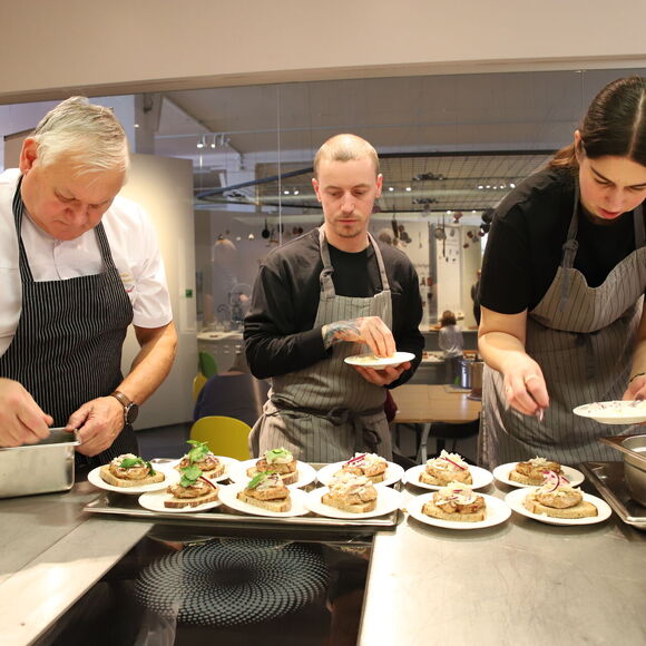 Akce Letenské prase v NZM Praha 